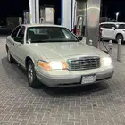 فورد فكتوريا 2004
