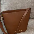 شنطة ماركة مارك جاكوبس