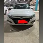 للبيع هوندا اكورد2018ابيض مشروطه