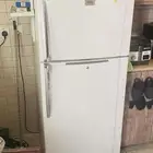 ثلاجه بدون اعطال 700 ريال