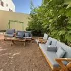 جلسة حوش خشب