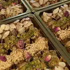 متوفر تمر محشي