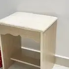 كرسي جميل . كرسي تسريحه .