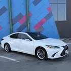 للبيع لكزس 2023 ES 250 فل كامل