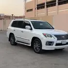 لكزس AD