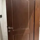 باب خشب ديكور مع كامل ملحقاته
