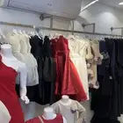 فساتين نسائية وعبايات للبيع تصفيه