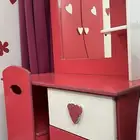 دولاب مع ملحقاته