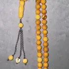 كهرمان طبيعي قديم