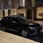 جيب متسوبيشي اوتلاندر موديل 2021 اللون اسود