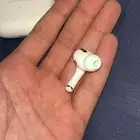 للبيع سماعه ايربودز الاصليه