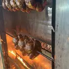 مطعم للتقبيل او للإيجار