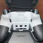 يد تحكم سوني 5 احترافية من نيكون