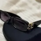 نظارة بيربري جديدة مع علبه حافظه لها