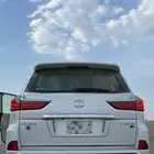 لكزس جيب مخزن شبة الجديد موديل 2019