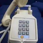 تلفون قديم اخو الجديد نضيف جدا