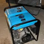 مولد كهرباء