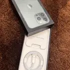 آيفون 13 برو زيتي الاصلي 256 نظيف جدا  لم يفك بحالة المصنع