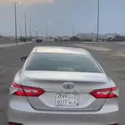 كامري 2020 اللون ذهبي او كشميري للتنازل