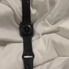 ساعة ابل واتش مكسوره الشاشه بس تشتغل أمورها في السليم