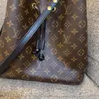 شنطة ماركة LV استخدام نظيف
