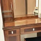 تسريحة مع كرسي