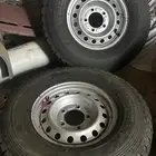 4 كفرات مضلع نفس نقشة ابو لبنة و 5 جنوط هلل صيني