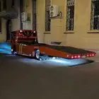 سطحه من ابها الي جده