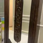دولاب ملابس و طاوله