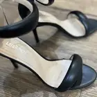 كعب من لارا روسي