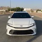 للبيع كامري 2025 LE بنزين ابيض لؤلؤي