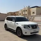 نيسان بلاتينيوم
