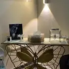 طاولة استقبال