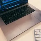 ماك بوك للبيع