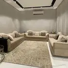 كنب للبيع مع طاولات