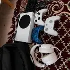 اكس بوكس جديد مع أغراض إضافيه من عندي بسعر حلو ايضا  للصامل