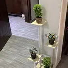 تحف وديكور ارفف زوايا مع ورود