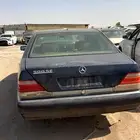 يوجد قطع مرسيدس قديم