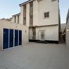 فيلا جديدة للبيع العمر 4 سنوات حي العقيق