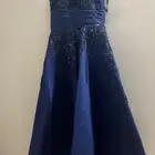 فستان ميدي للبيع