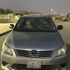 للبيع تويوتا إنوفا 2015
