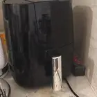 قلاية هوائية بشاشة ديجيتال و 7 برامج