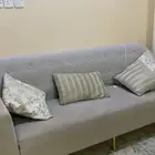 كنب و طاوله