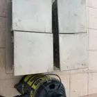 طاوله مع الخدمات نضيفه
