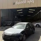 عرض خاص كامري 2025 E بنزين اسود سعودي