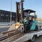 رافعة شوكية مع كماشة او حضانه للايجار