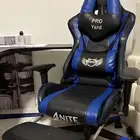 كرسي قيمنق وطاوله حرف L