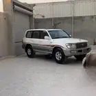 مطلوب لاند كروزر