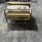 مولد كهربائي