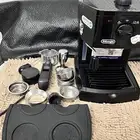 ماكينة قهوة اسبريسو DeLonghi